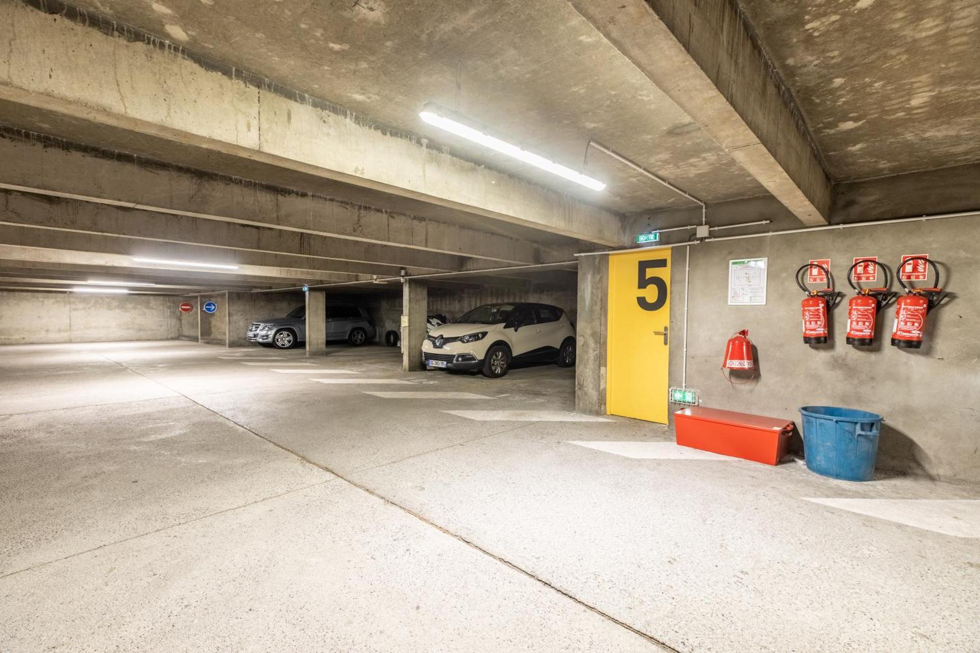 *Cocoon Area* Confort & Parking Clermont-Ferrand Exterior photo